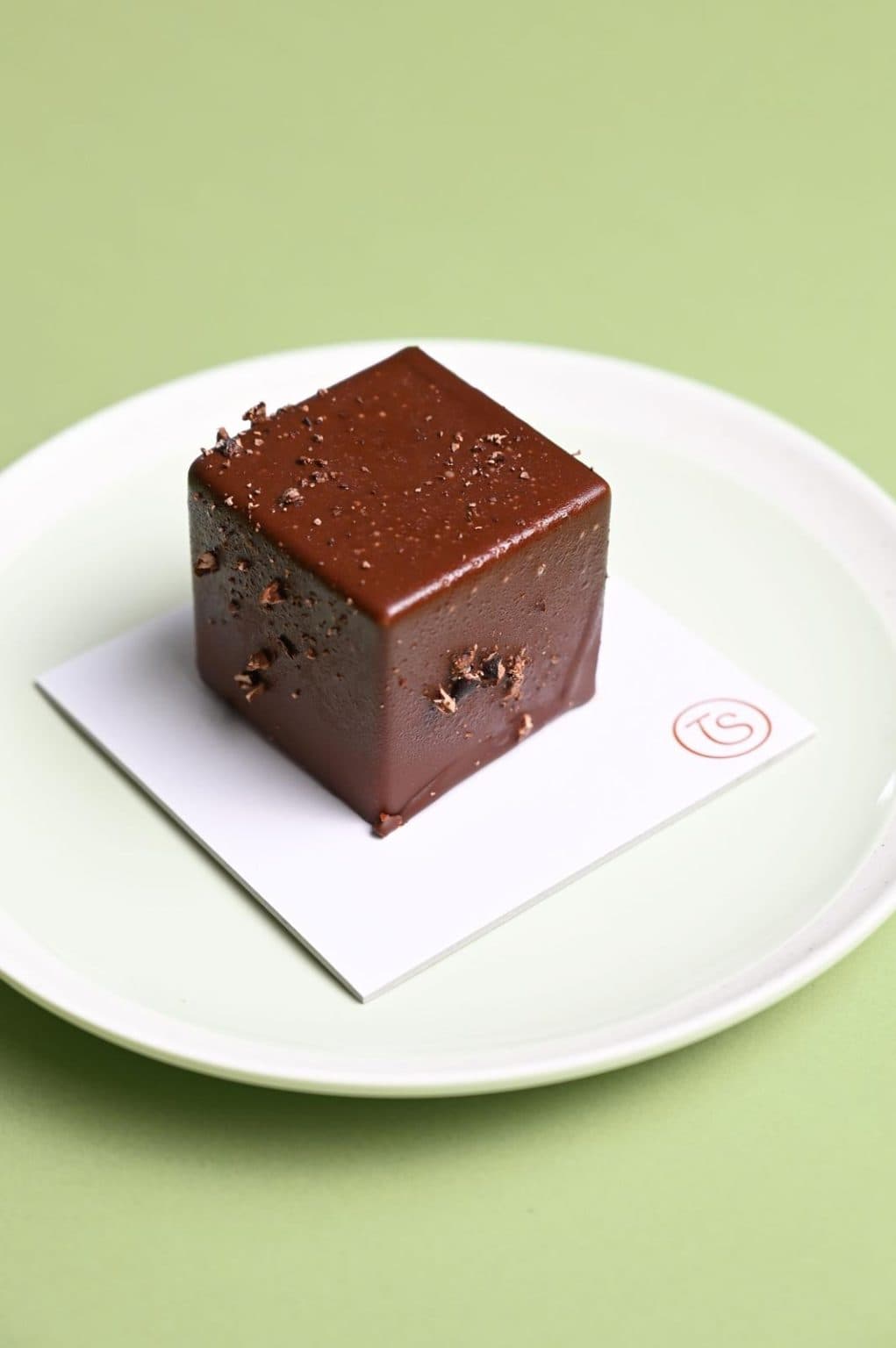 Čoko kocka - milk and dark chocolate mousse with crispy layer