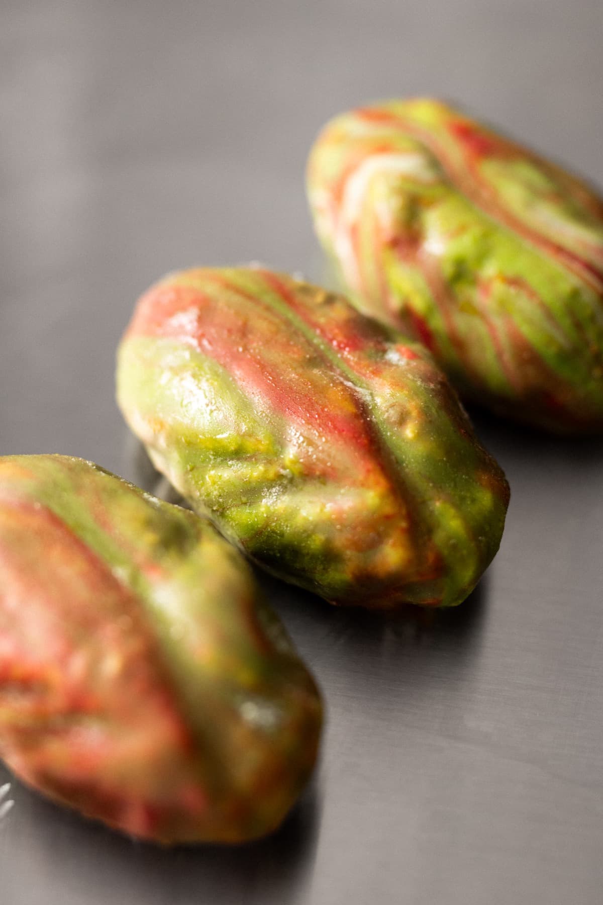Pistacia - pistacia namelaka, hrskavac, pistacio pasta i dacquoise biskvit